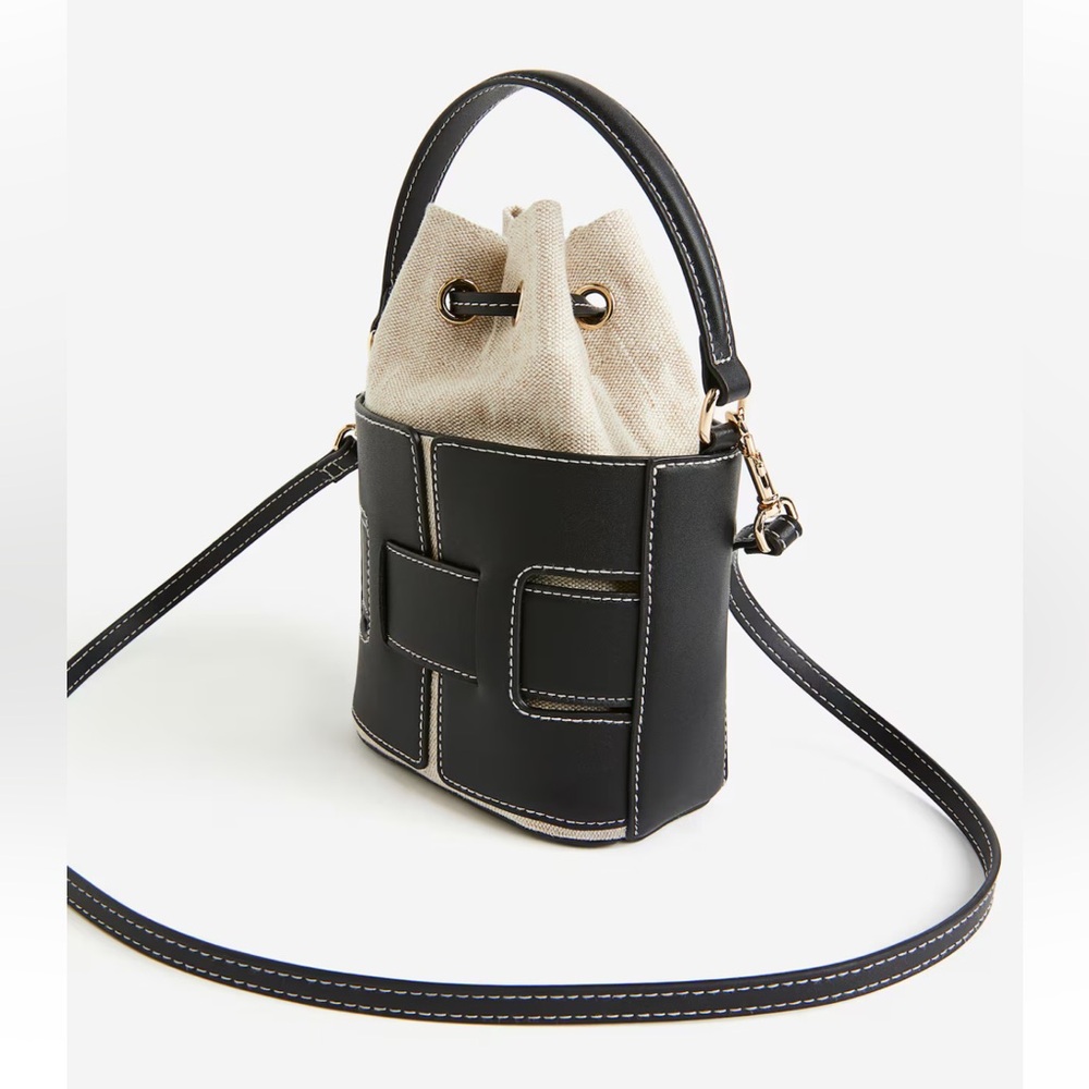H&M bucket bag. New w tag. Sold out online